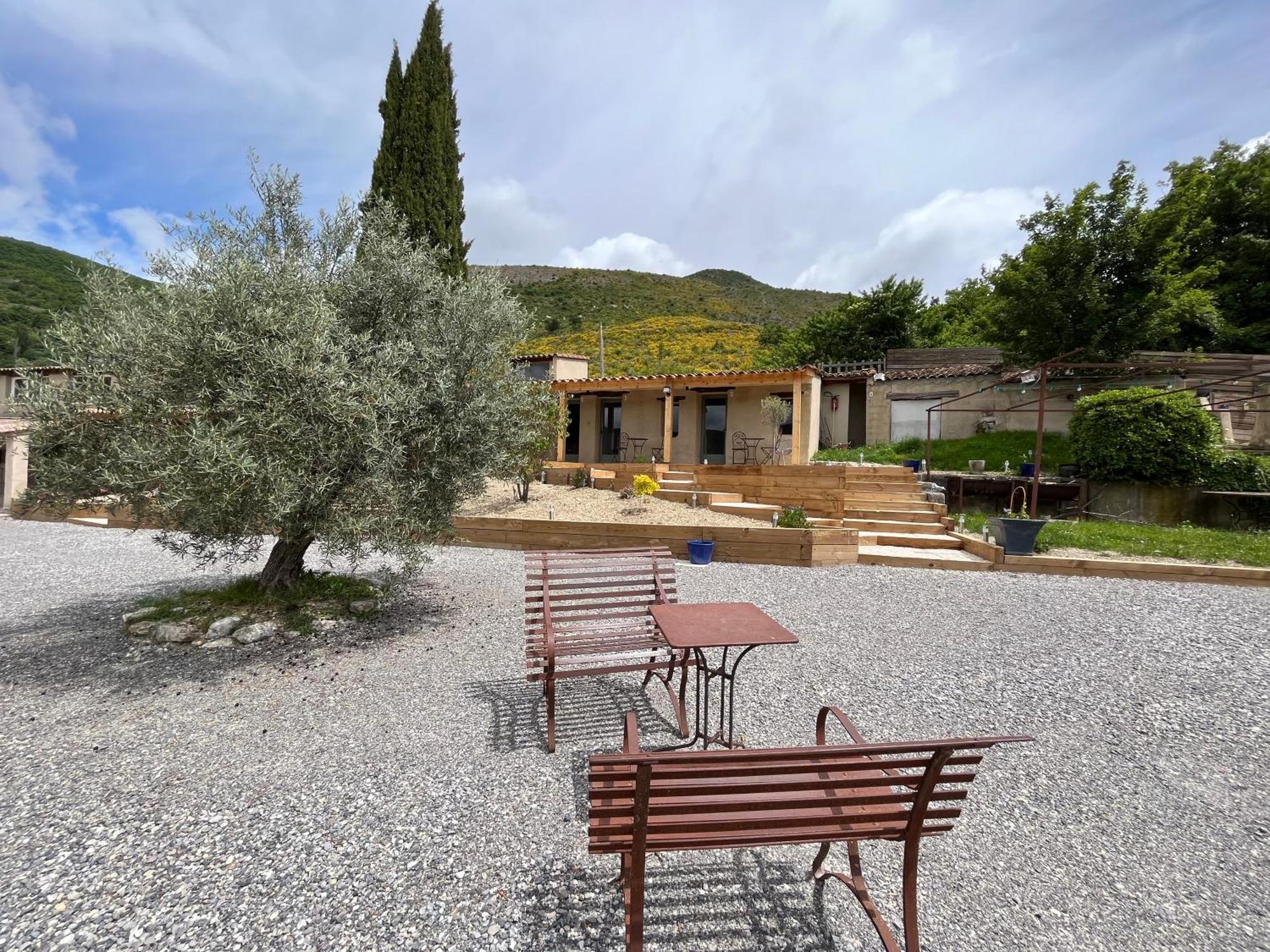 Les Ricoux Apartment Montfroc Exterior foto